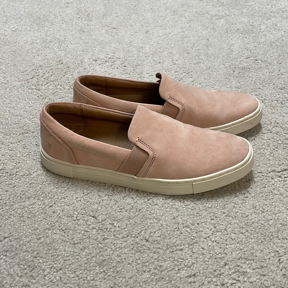 Frye Women’s Ivy Slip-On Sneakers Blush Pink Suede Leather Size 7 EUC